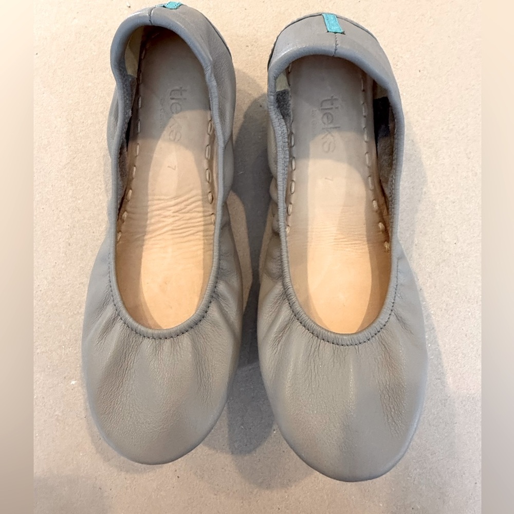 Taupe Leather Tieks Ballet Flats EUC